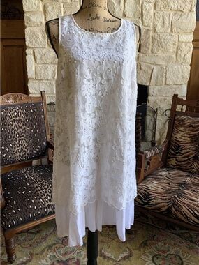 Kensie White Floral Lace Cotton Overlay Shift Dress, like new!
